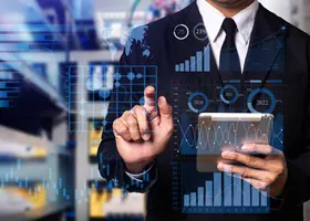 IT-Consultant - AdobeStock_488964105 --- Nuttapong punna --- 280x200 --- kostenlos
